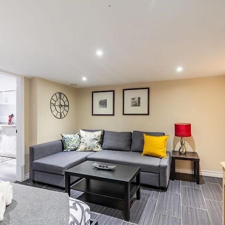 Newly Renovated - Cozy 1Br Apt With Netflix - Prime Location Toronto Eksteriør billede