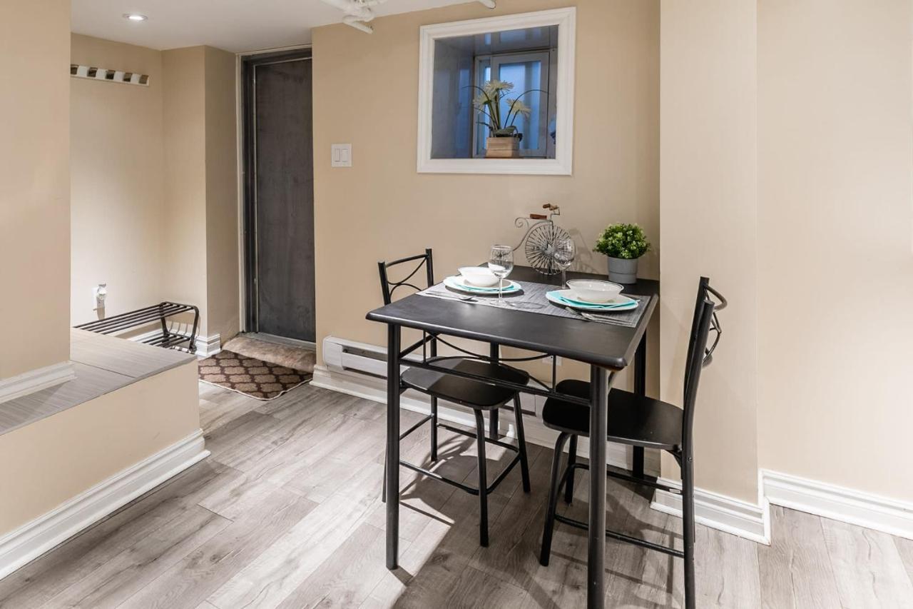 Newly Renovated - Cozy 1Br Apt With Netflix - Prime Location Toronto Eksteriør billede